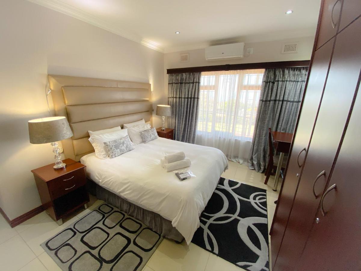 The Meritus Guest House Westville Exterior foto